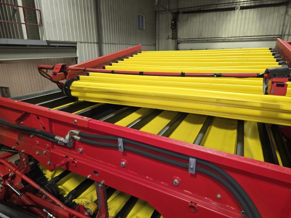 2008 Grimme 415 Tectron 4 Row Self Propelled Harvester On Tracks, Bunker, Vine Shredder / SOLD - Image 32