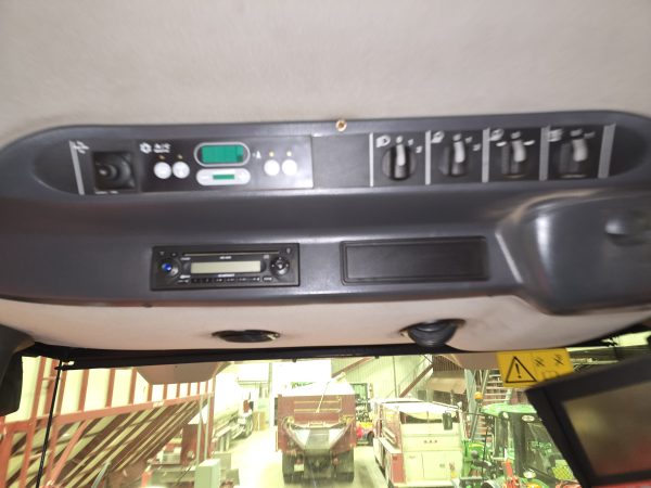 2008 Grimme 415 Tectron 4 Row Self Propelled Harvester On Tracks, Bunker, Vine Shredder / SOLD - Image 22