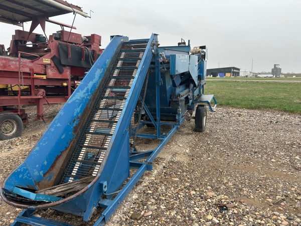2300 Betterbuilt 36in Double Deck seed Cutter - Image 8