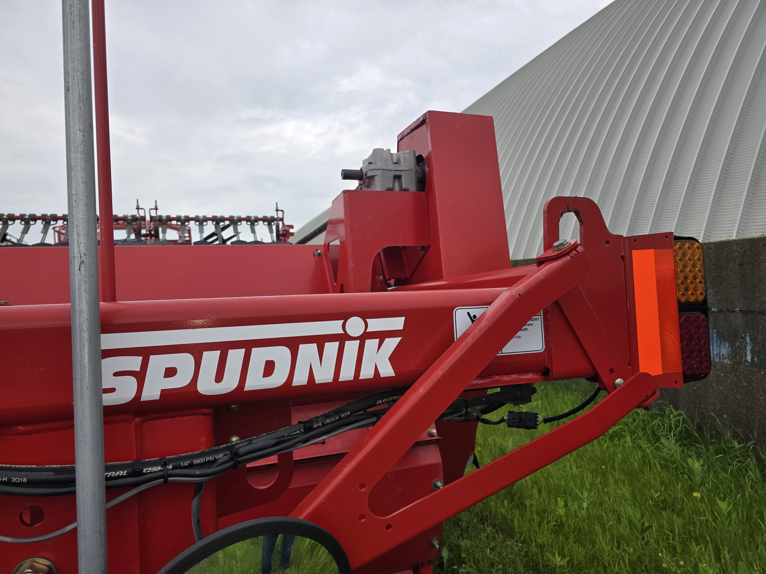 2019 Spudnik 6140 Windrower Right & Left Discharge 34in Rows / SOLD other Windrowers Available - Image 26