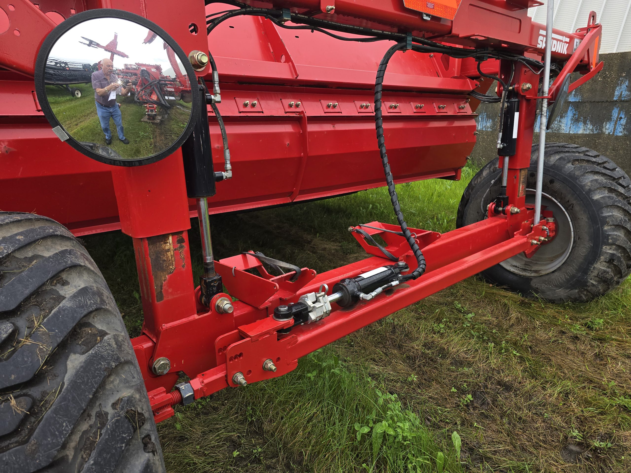 2019 Spudnik 6140 Windrower Right & Left Discharge 34in Rows / SOLD other Windrowers Available - Image 21