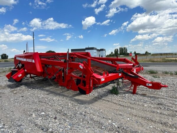 6140 Spudnik 4 Row Windrower,Right Hand Delivery