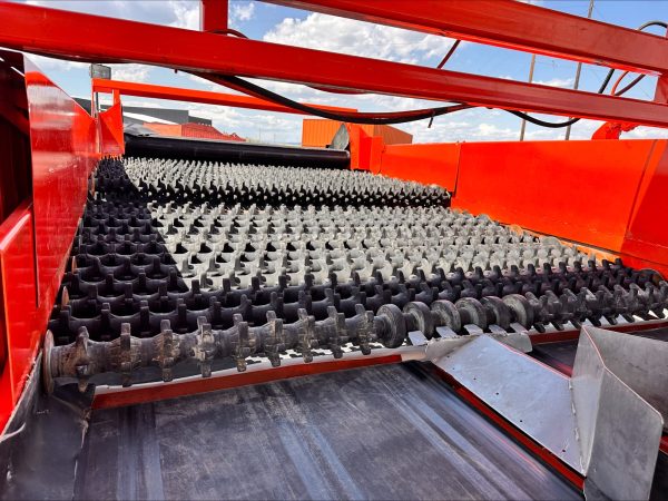 84in Milestone High Capacity Star Table Dirt Eleminator Sizer - Image 13
