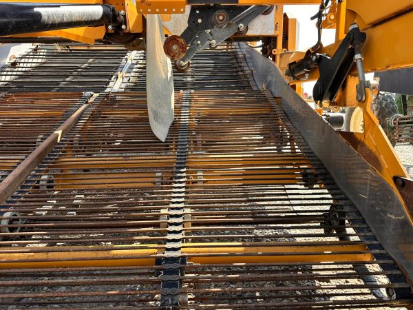 2016 Double L 973 4 Row Harvester - Image 44