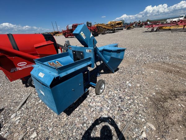 2014 Betterbuilt 10-10 Dry Chemical Seed Treater / Excellent - Image 3