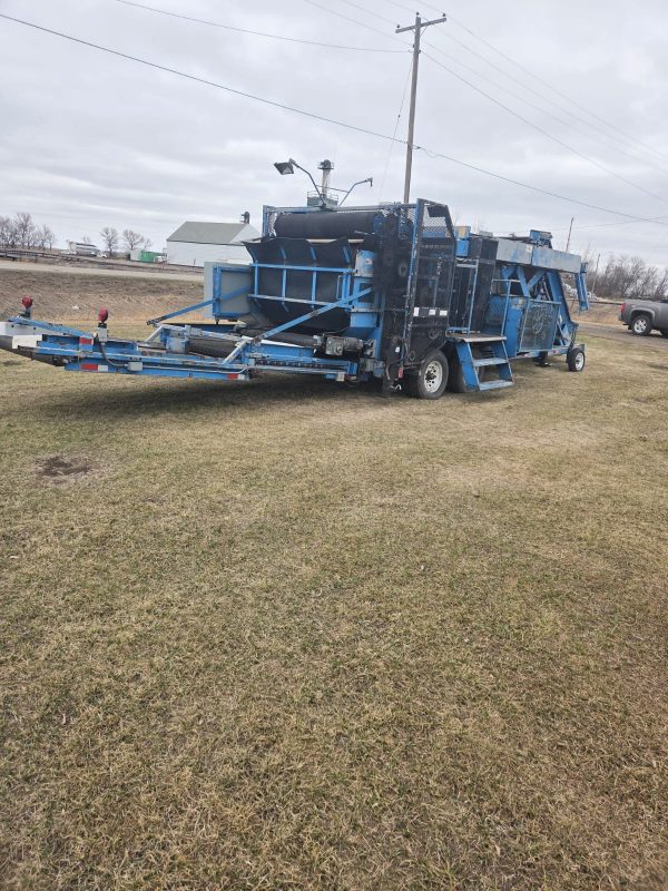 2013 Betterbuilt 72in  Model 603 Seed Cutter with 3 Cut Attachments - Image 7