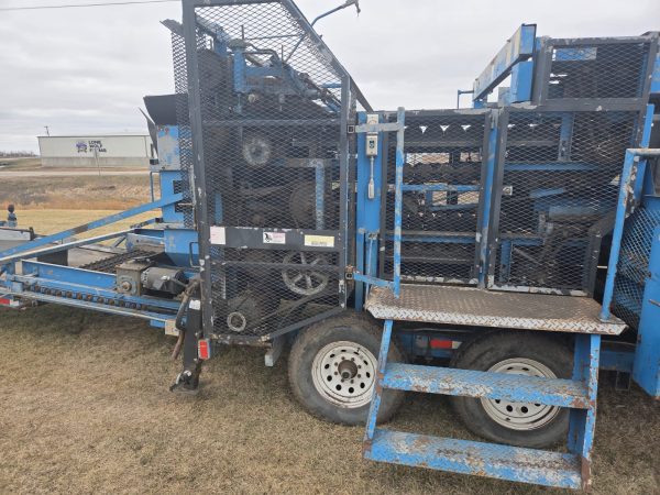2013 Betterbuilt 72in  Model 603 Seed Cutter with 3 Cut Attachments - Image 11