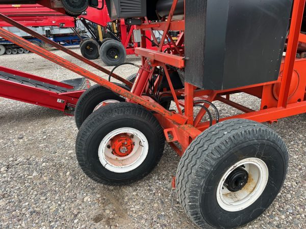 2007 Milestone 36in X 49ft All Belt Telescopic Piler - Image 8