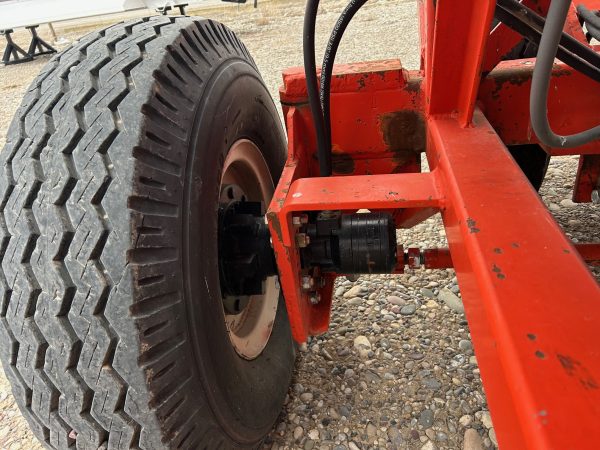 2007 Milestone 36in X 49ft All Belt Telescopic Piler - Image 11