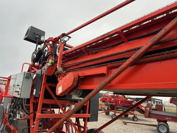 2007 Milestone 36in X 49ft All Belt Telescopic Piler - Image 19