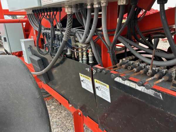 2007 Milestone 36in X 49ft All Belt Telescopic Piler - Image 23