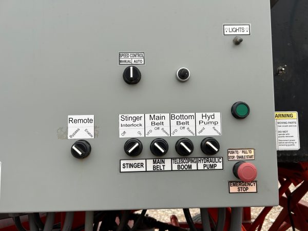 2007 Milestone 36in X 49ft All Belt Telescopic Piler - Image 25