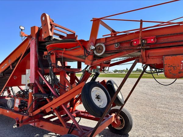 550 Spudnik 36in X 49ft All Belt Telescopic Piler - Image 20