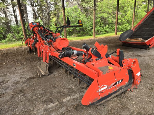 26ft Kuhn Hydraulic Folding Heavy Duty Power Harrow - Image 2