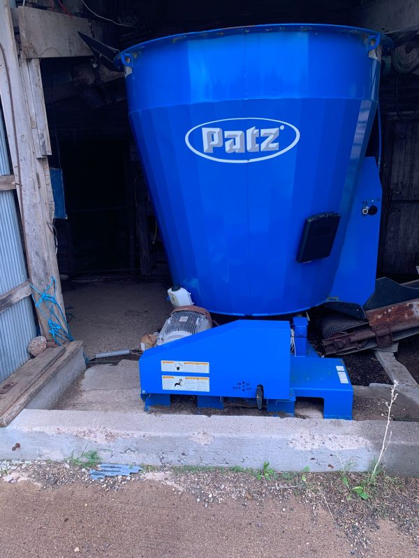 2008 Patz V200 Vertical Mixer - Image 6