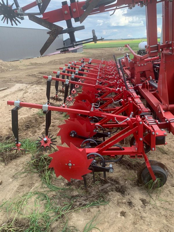 2016 Steketee 16 Row 30in with Camera Hitch Guidance - Image 14