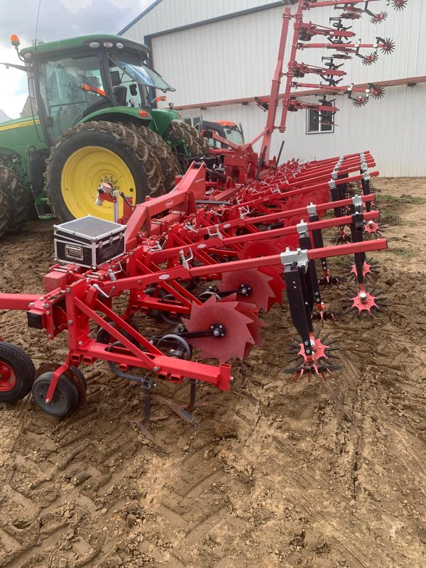 2016 Steketee 16 Row 30in with Camera Hitch Guidance - Image 16