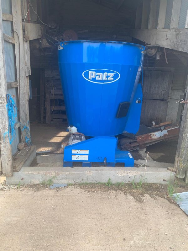 2008 Patz V200 Vertical Mixer