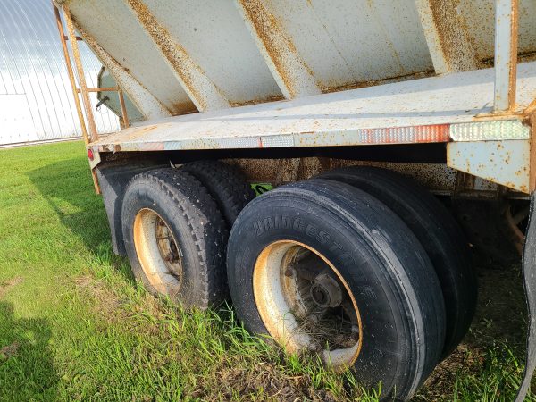 36ft Loadmaster Live Bottom Trailer / Chain & Flaps - Image 8