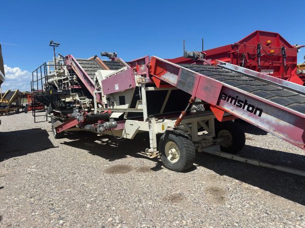 3240 Harriston Clodhopper with Peg Belt & Trash Blower - Image 12