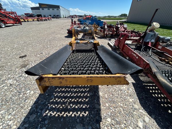 36in X 12ft Double L Belted Chain Stinger with Dirt Stars at Hopper - Image 2