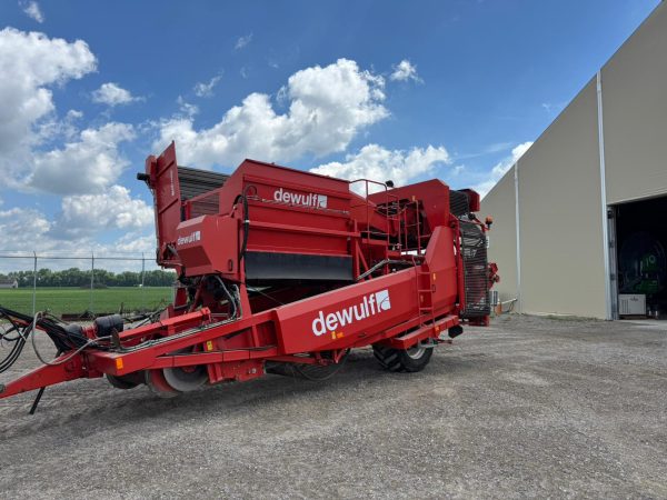 2017 Dewulf RDT 2 Row Harvester - Image 22