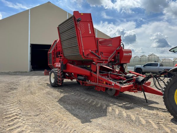 2017 Dewulf RDT 2 Row Harvester
