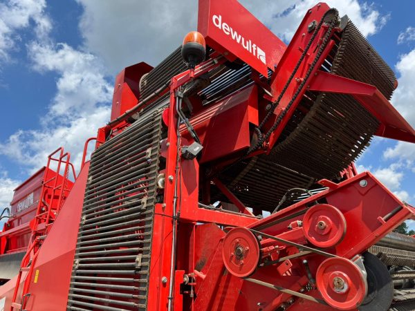 2017 Dewulf RDT 2 Row Harvester - Image 6
