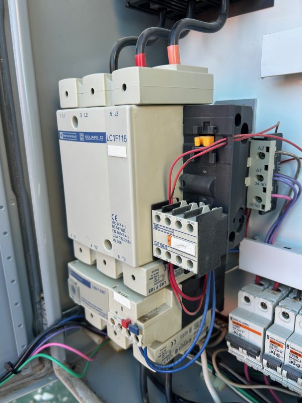 1000CWT Double L Evenflow Hopper - Image 8
