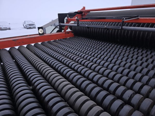 60in MIlestone Double Deck Seed Cutter / Loaded / Single Phase - Image 7