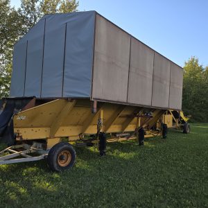 860 Double L 600CWT Evenflow Hopper