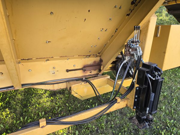 860 Double L 600CWT Evenflow Hopper - Image 15