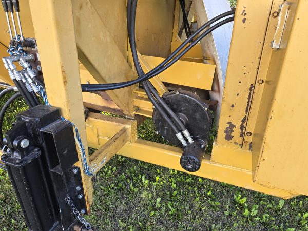 860 Double L 600CWT Evenflow Hopper - Image 16