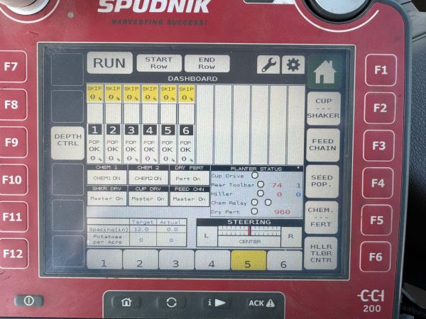 2019 Spudnik 8060 6 Row 36in Planter with Dry Fertilizer / Excellent - Image 44