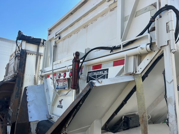 2000 Trinity 3 Axle Live Bottom Trailer - Image 15