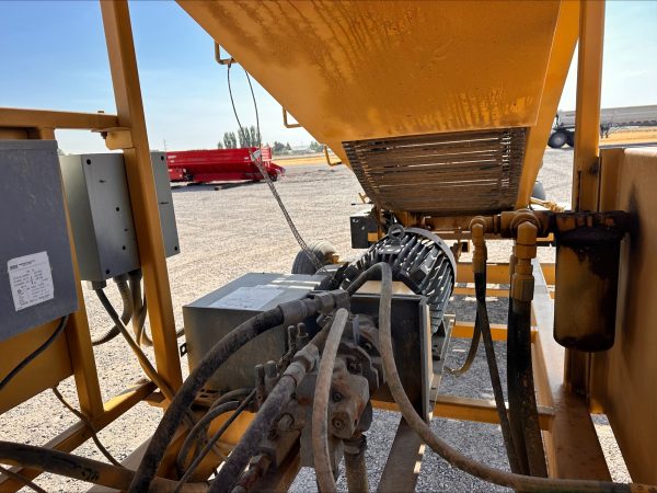 831 Double L 36in X 49ft Telescopic Piler - Image 10