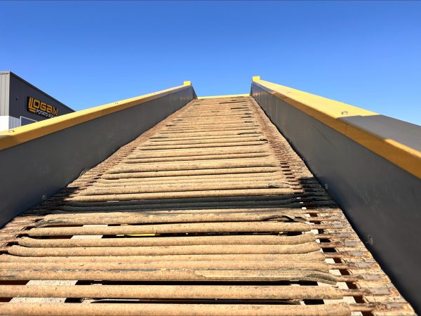 831 Double L 36in X 49ft Telescopic Piler - Image 8