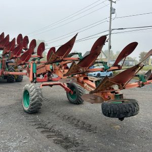 Kverneland PX100-8 Roll Over Plow with Coulters