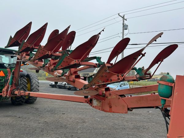 Kverneland PX100-8 Roll Over Plow with Coulters - Image 6