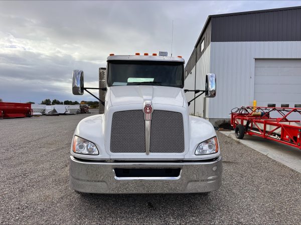 2019 Kenworth T370 Tandem / Allison Automatic - Image 3