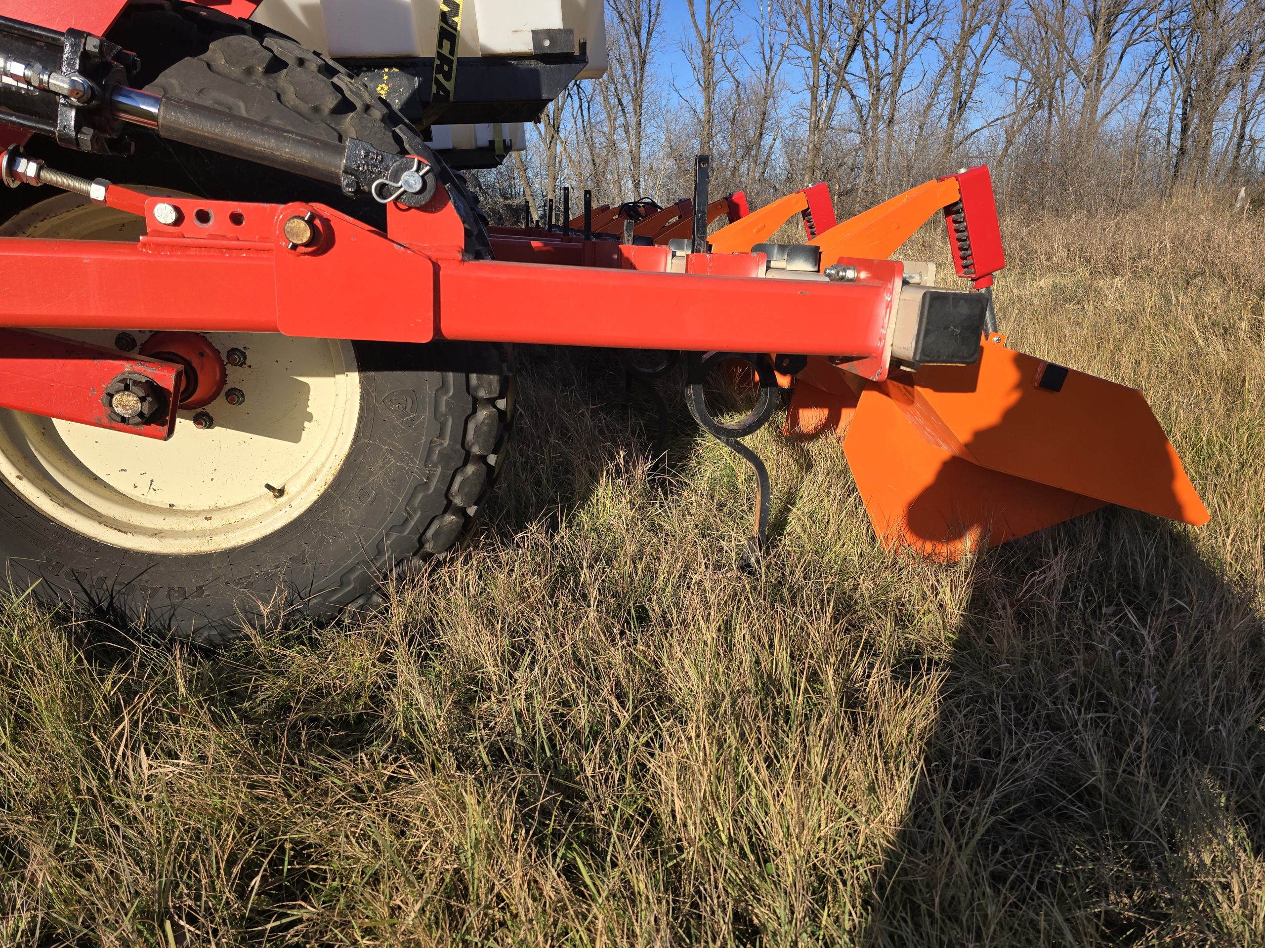 Harriston 6 Row 36in Cup Type Potato Planter with Row Shaper Hilling Attachment / 2nd of 2 Planters - Image 12