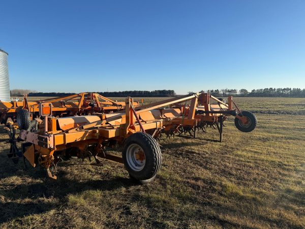 Struik 8 Row Open Top Power Hiller with Dyker Paddles 2nd of 2 Machines