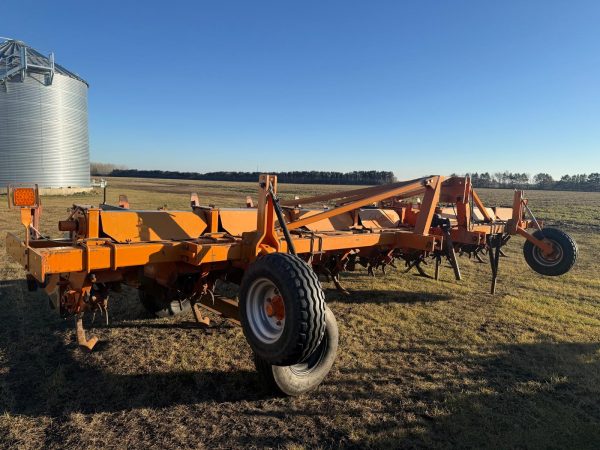 Struik 8 Row Open Top Power Hiller with Dyker Paddles 1st of 2 Machines