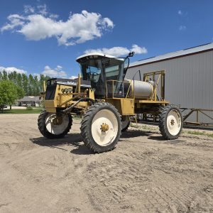 664 RoGator 4 Wheel Drive Self Propelled Sprayer / 100ft Boom