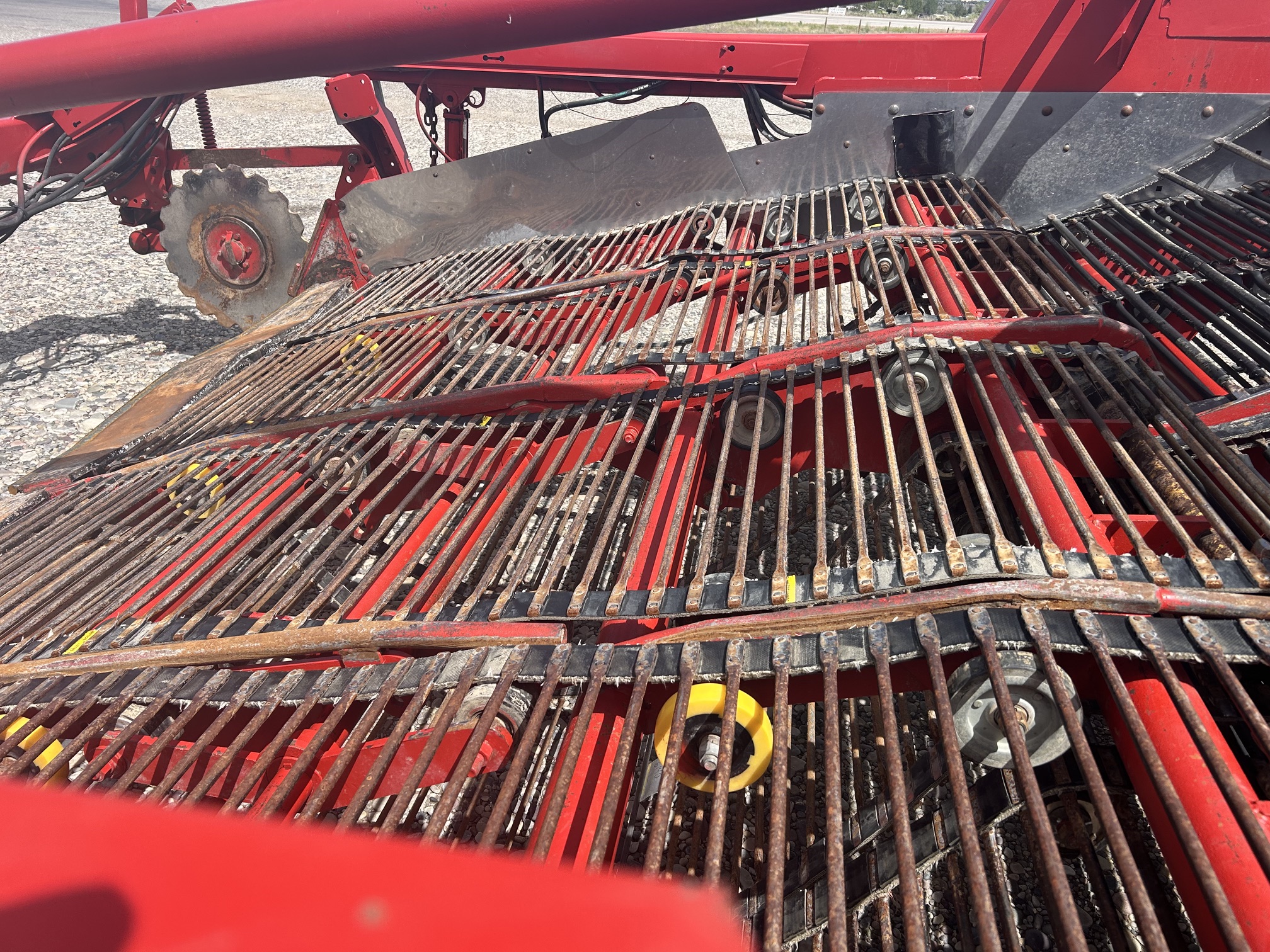 2007 Spudnik 6140 4 Row Windrower Left Hand Discharge - Image 7