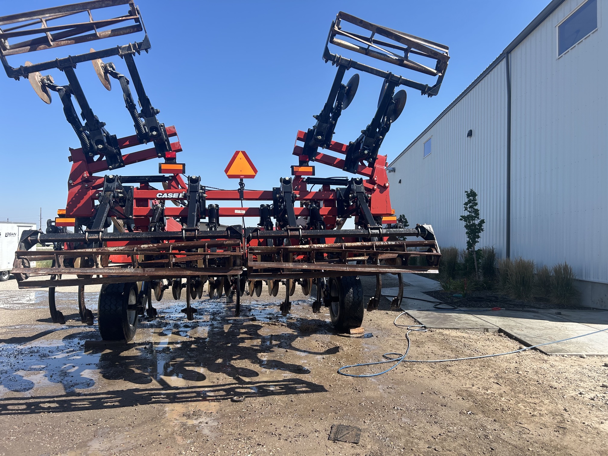 870 Case IH Heavy Duty Disc Ripper - Image 3