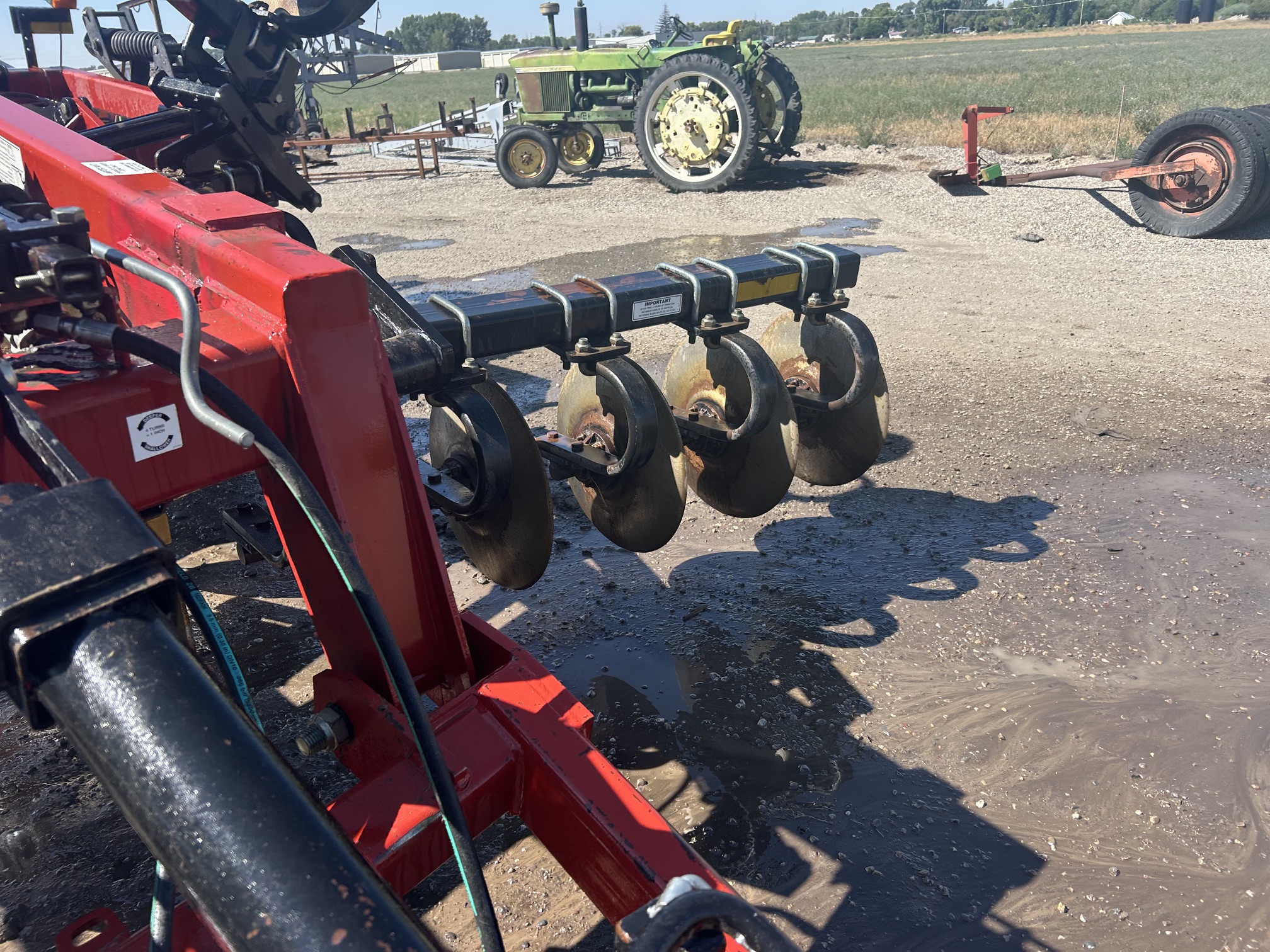 870 Case IH Heavy Duty Disc Ripper - Image 9