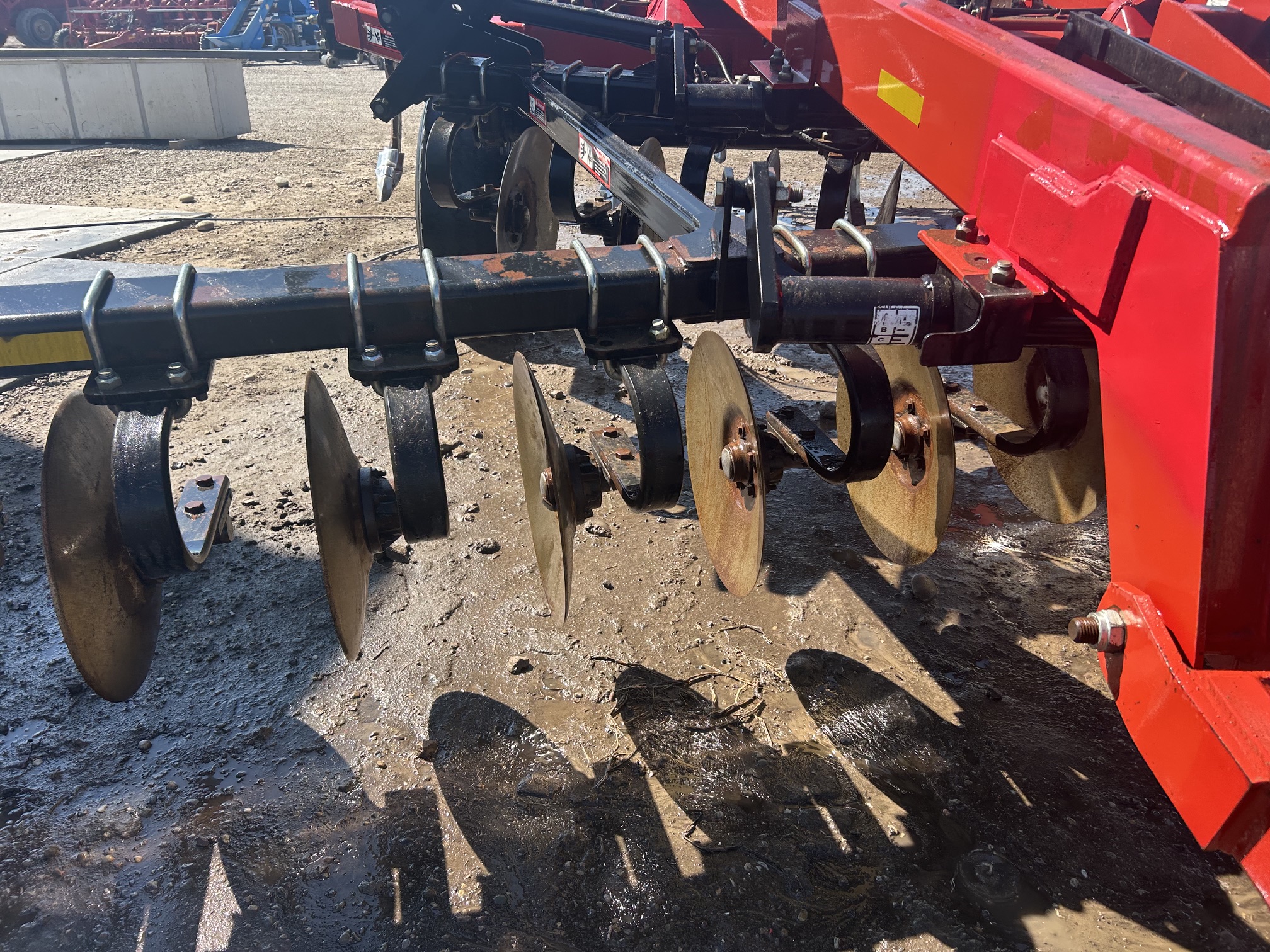 870 Case IH Heavy Duty Disc Ripper - Image 10