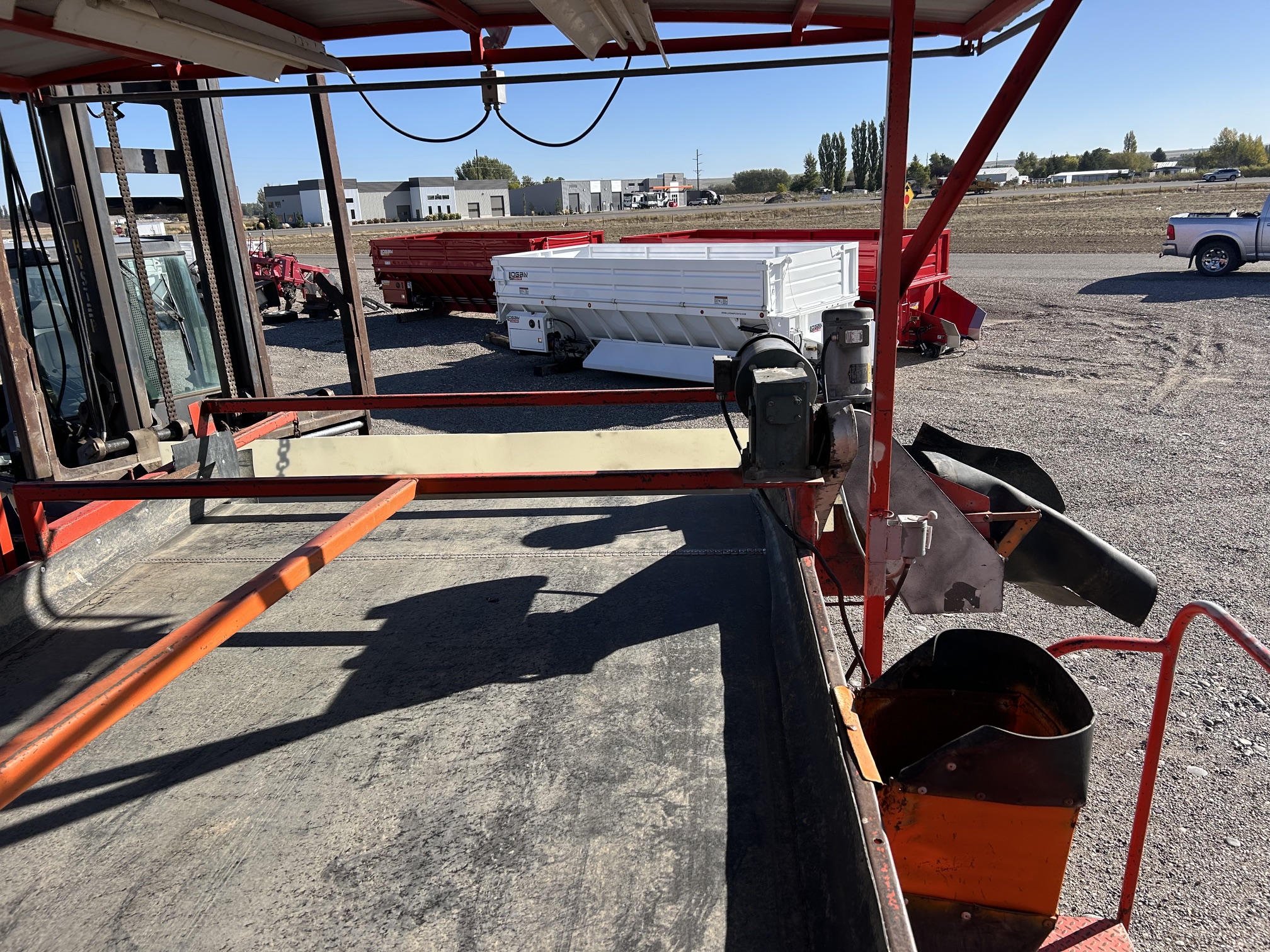 84in Milestone Dirt Eleminator Sizer with Clodhopper Roller / Loaded - Image 4