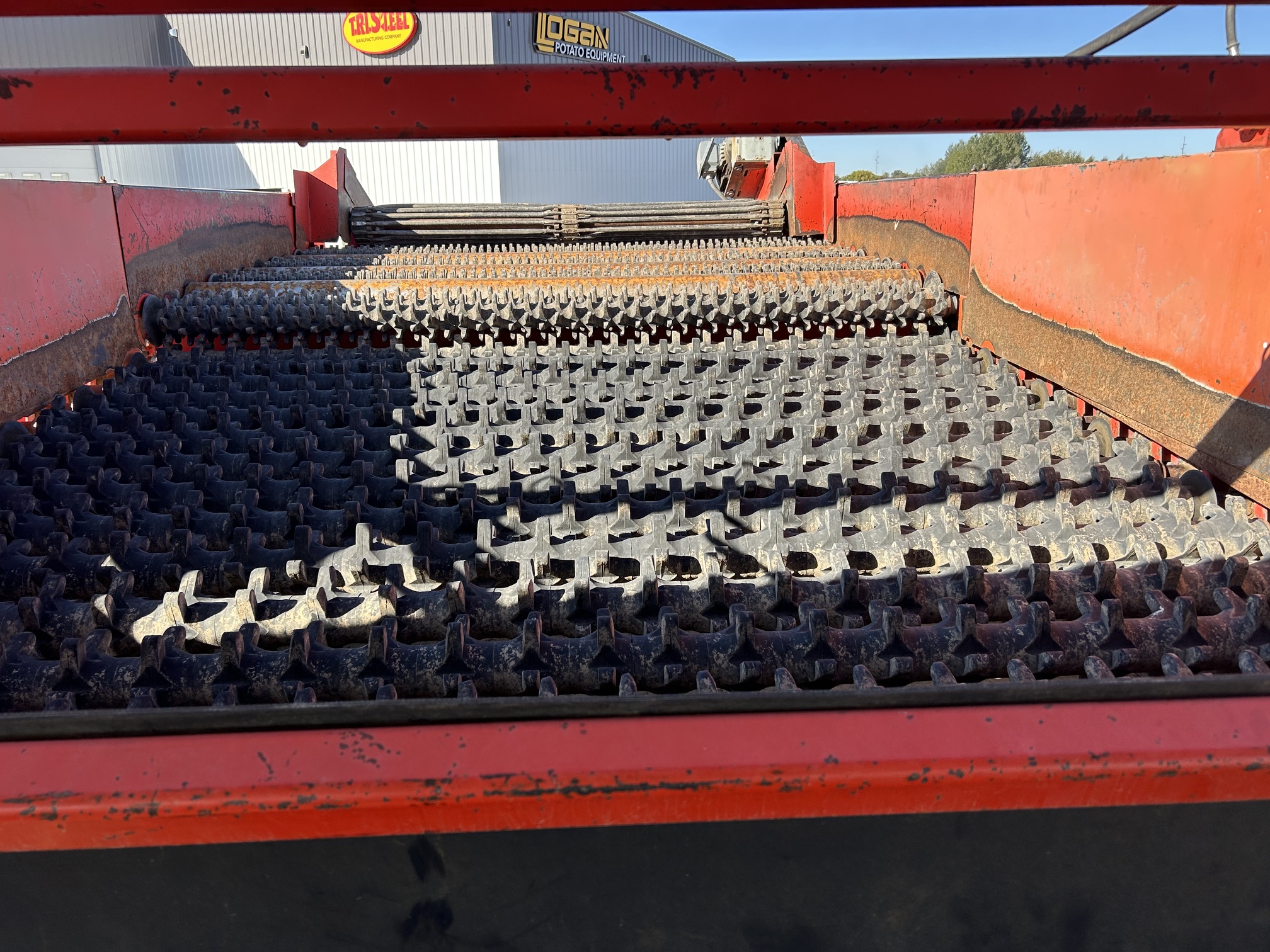 84in Milestone Dirt Eleminator Sizer with Clodhopper Roller / Loaded - Image 5
